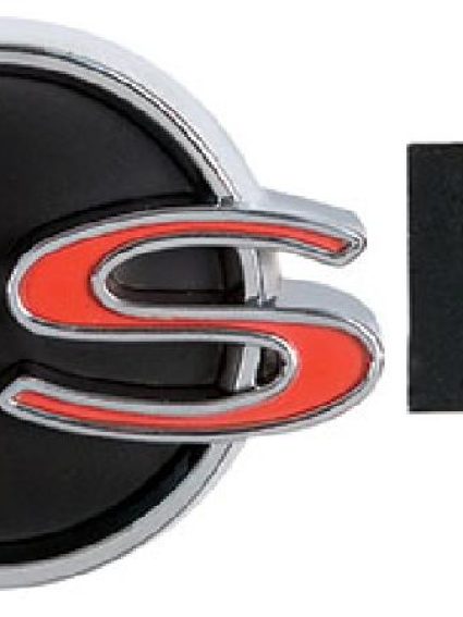 GLAEM3032 Emblem Trunk
