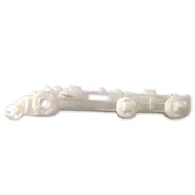 MI1033104 Passenger Side Front Bumper Bracket Retainer