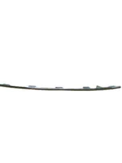 VW1047104 Passenger Side Front Bumper Molding