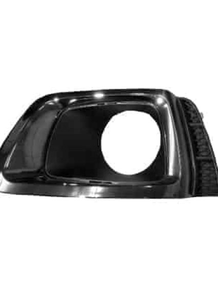 SU1039107 Passenger Side Fog Light Bezel