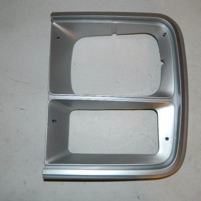 TYCV07044HAL Grille Door Headlight