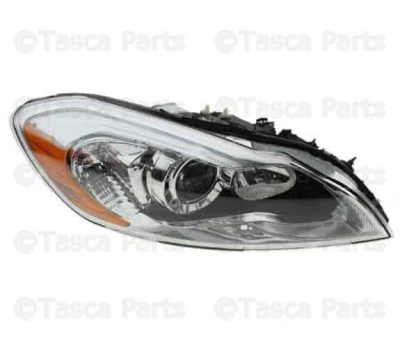 VO2503152 Headlight Composite Assembly