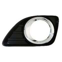 TO1038131 Driver Side Fog Light Bezel