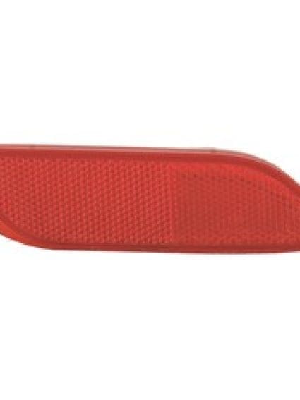 SU1185100C Passenger Side Reflector Bumper