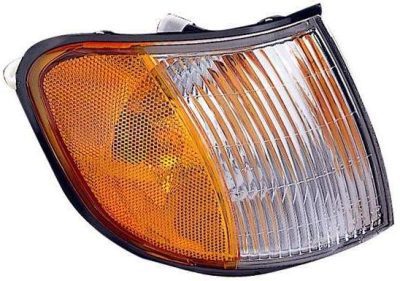 KI2521104 Passenger Side Park Lamp Assembly