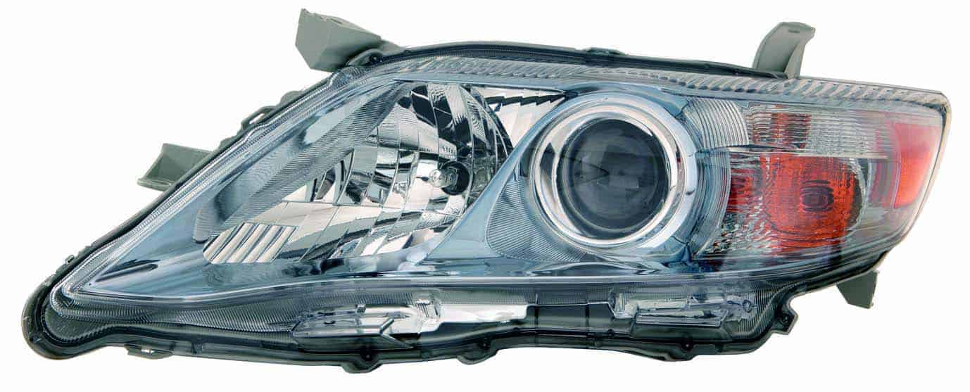 TO2518126C Driver Side Headlight Lens and Housing
